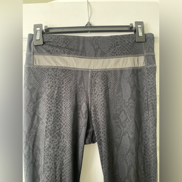 Lululemon Light Speed Desert Snake tights B72 - Picture 6 of 9